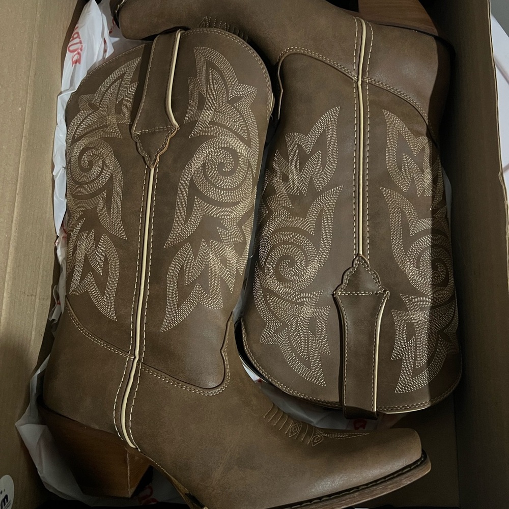 Durango Brown Western Boot with Box